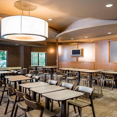 Springhill Suites Hampton Exterior photo