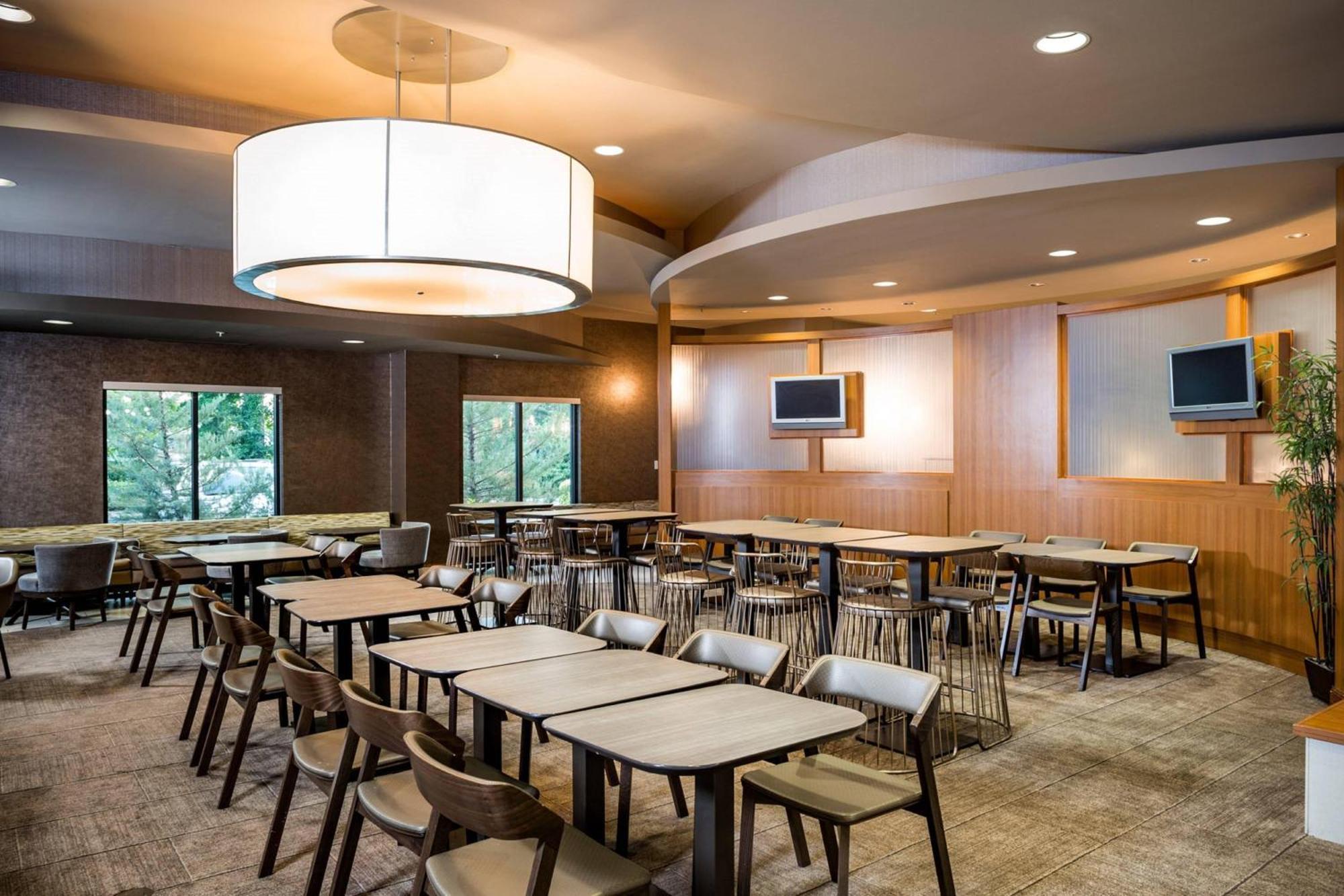 Springhill Suites Hampton Exterior photo
