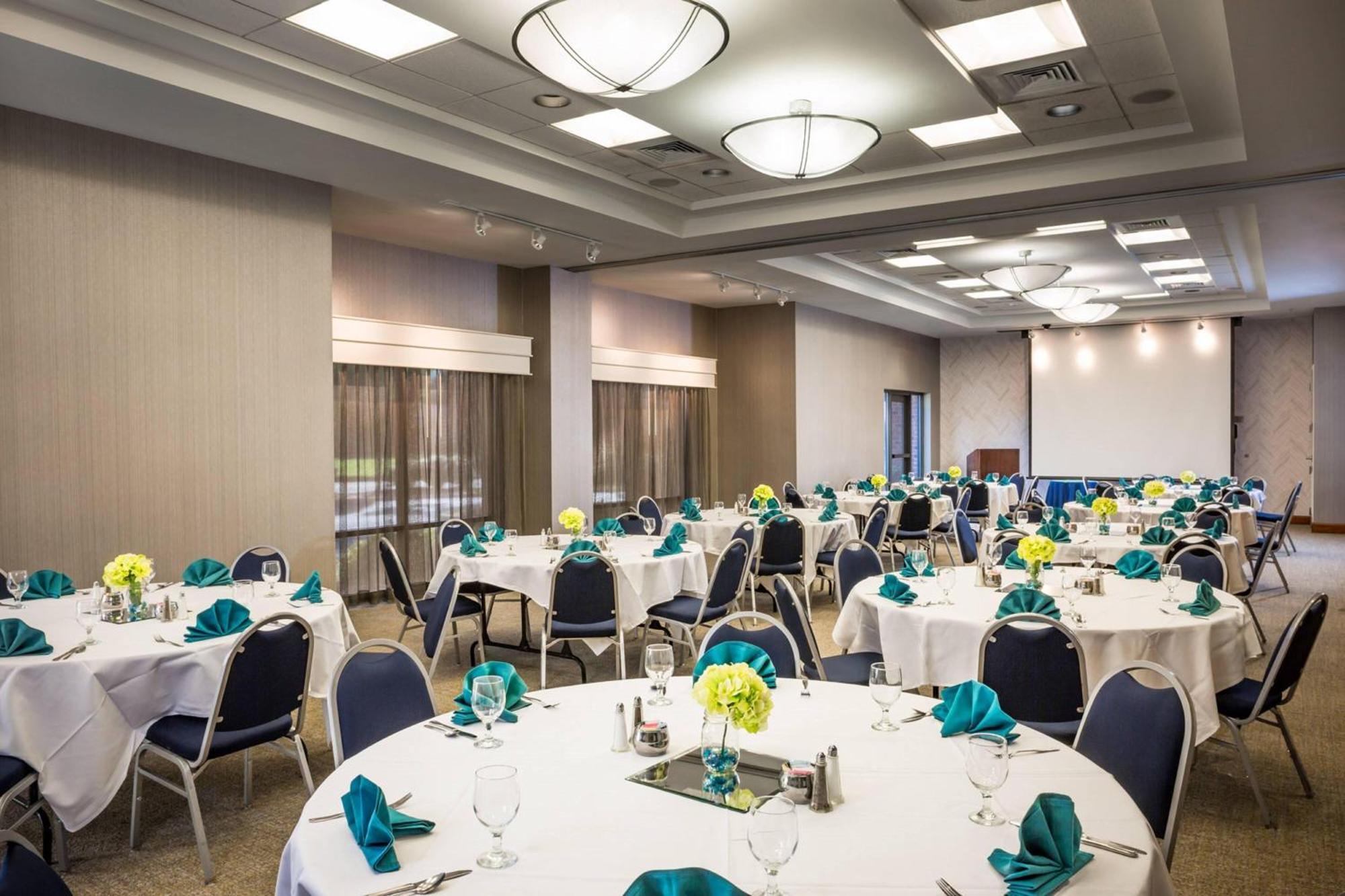 Springhill Suites Hampton Exterior photo